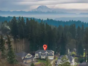 Ideally located near the natural beauty of the Pacific Northwest, this home offers easy access to Mount Rainier and its endless outdoor recreation opportunities. From hiking and scenic drives to year-round adventure, the surrounding area showcases the best of the PNW lifestyle while remaining close to everyday conveniences and amenities.