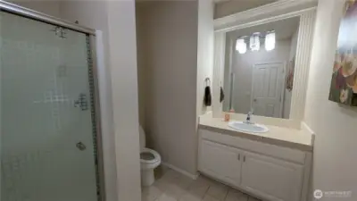 Bathroom Main level