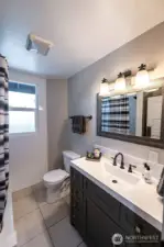 Full Bathroom - Main Floor