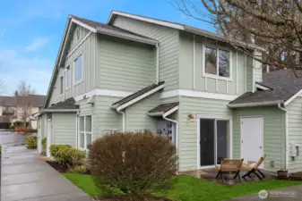 Move-in Ready Townhome with Great Curb Appeal