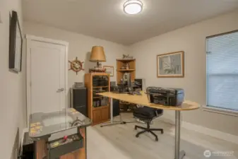 3rd bedroom... or is it an office or a game room... so many possibilities