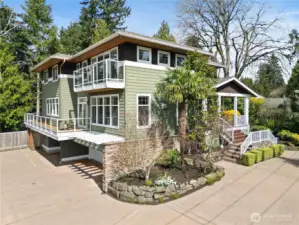 Coveted Kirkland Highlands