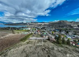 Location of nearby amenities