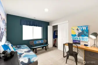 Photo's are for representational purposes only. Colors and finishes may differ.