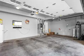 Oversized 3 car garage