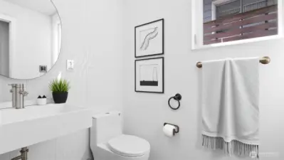 Bathroom 2 (Floor 2)