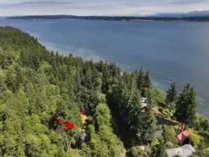 Your proximity to Saratoga Passage.