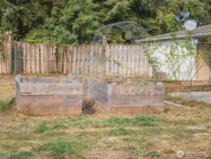 Enjoy the convenience of raised garden beds — perfect for fresh herbs, seasonal blooms, or homegrown produce.