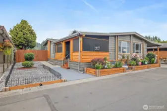Cedar accents, covered front and rear porches