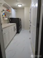 Laundry w/ storage - sink basin