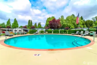 Community pool