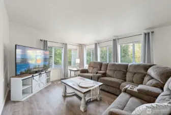 So much natural light!