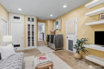 Bonus & Laundry Room