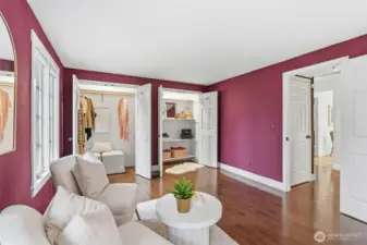 Primary Bedroom & Closet  - Main Floor