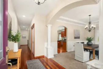 Lovely entry to welcome you home!