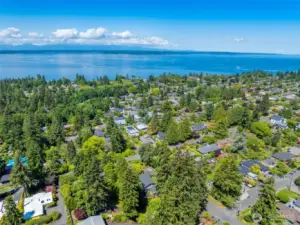 Broadview neighborhood is a water's edge neighborhood where you will delight in Puget Sound Breezes and Sunsets Galore!