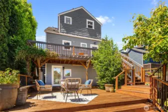Numerous places to relax and unwind