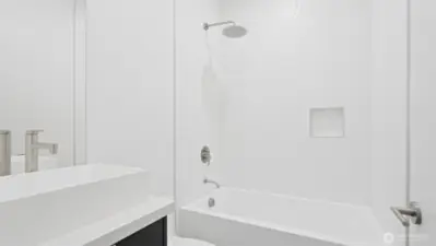 Bathroom 1 (Floor 2)