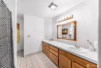 Master Bath