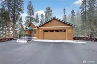 Ample parking with 30 amp and 50 amp hook-ups.