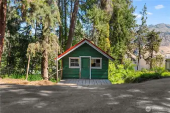 Affectionately known as the "Peanut Shell," this little diamond in the rough has been used as a sleeping cabin.