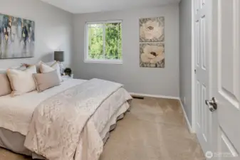 Additional guest bedroom.