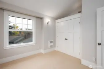 4th bedroom