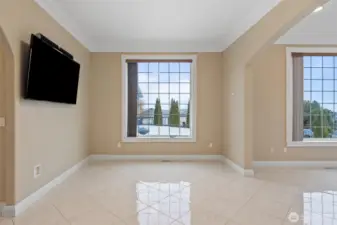 Dining & living area