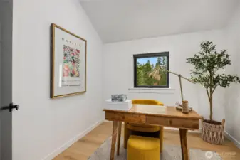 Upstairs second office/flex room.