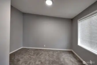 study/office/extra sleeping room