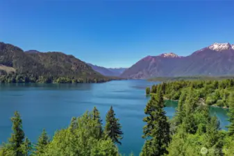 Lake Cushman offers stunning views of the lake and mountains.