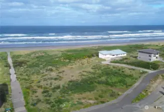 Easy access to miles of sandy beach