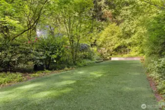 Does it get any better than this? Newly upgraded west-facing dock, shared by just six owners, with stunning views of the city and mountains. Enjoy picnics in the grassy area, relax in the lounge chairs, and store kayaks, paddleboards, and your boat with ease.