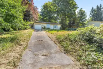 Long driveway for ample parking.