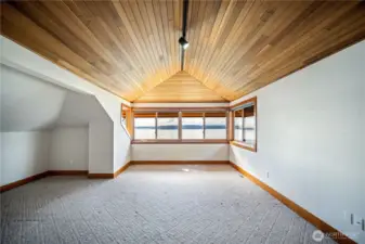 Upstairs is perfect for office/craft room
