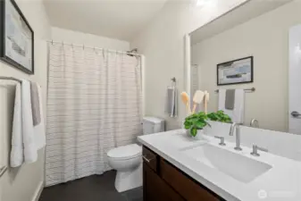 Top floor full bath
