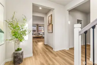 Disclaimer Secondary photos of same floor plan on different lot in different community: Photos are from another Luna, finishes, upgrades, and features may vary.