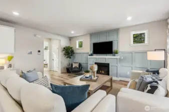 Disclaimer Secondary photos of same floor plan on different lot in different community: Photos are from another Luna, finishes, upgrades, and features may vary.