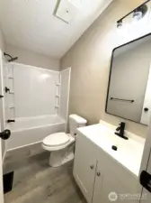 2nd Bathroom