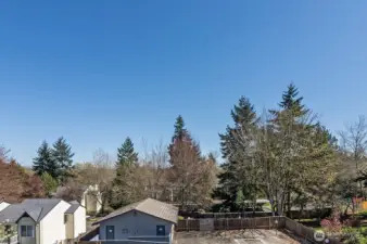 Territorial Views to watch the seasons change!