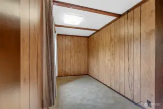 Space off main bedroom for a huge closet