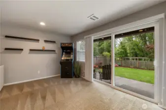 Large sliders to backyard