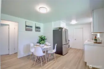 Looking to the kitchen from front door