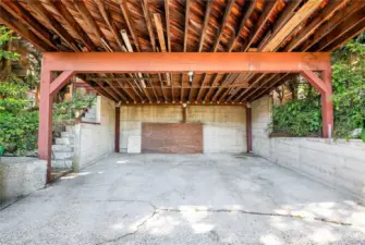 Covered parking in alley!