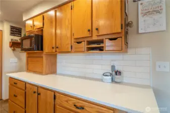 Kitchen with beautiful Quartz counters