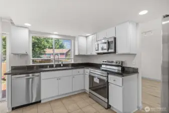 Kitchen to dining room