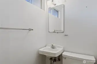 1/2 bath on the main.