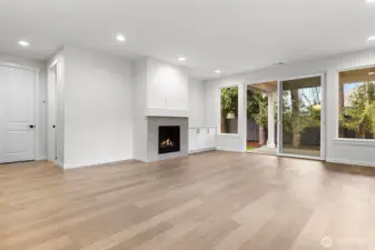 Photos of a similar home; same floor plan, colors, finishes, & upgrades may vary.