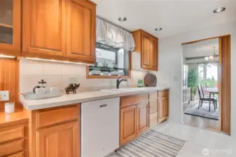 Plenty of counter space here