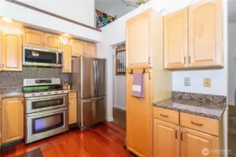 All appliances are stainless. Oven is gas and has a regular/convection compartment.
